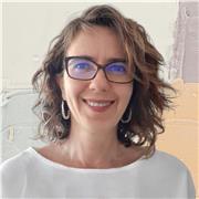 Amplia experiencia como profesora de Ele, examinadora DELE y creadora de materiales educativos